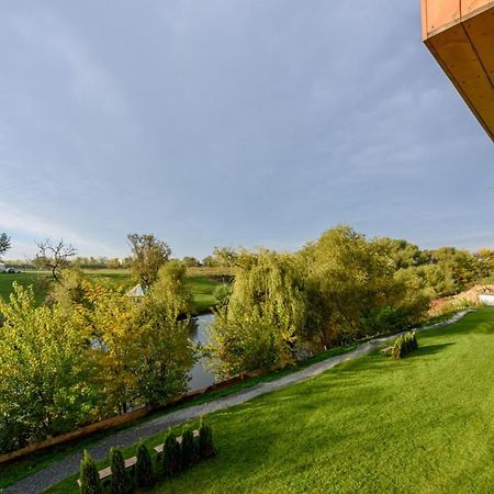 Il Lago - Azur - Cozy Luxurious Smart Home By The Lake Voluntari Екстериор снимка